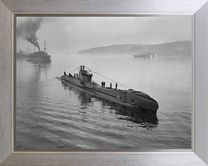 HMS Thunderbolt N25 Royal Navy T class Submarine Photo Print or Framed Print - Hampshire Prints