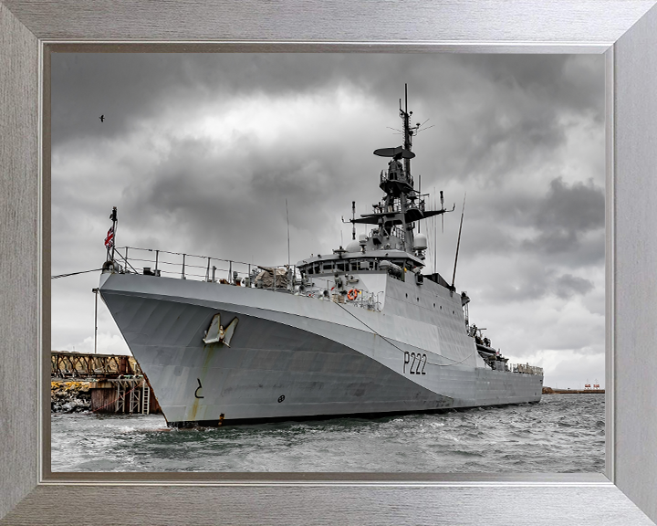 HMS Forth P222 | Photo Print | Framed Print | Poster | River Class | Patrol Ship | Royal Navy - Hampshire Prints