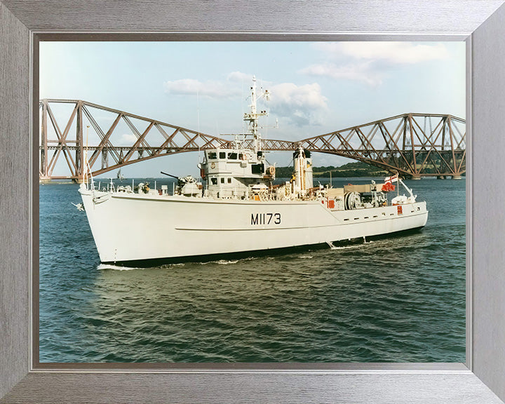 HMS Pollington M1173 Royal Navy Ton Class Minesweeper Photo Print or Framed Photo Print - Hampshire Prints