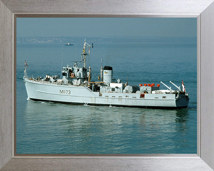 HMS Pollington M1173 Royal Navy Ton Class Minesweeper Photo Print or Framed Print - Hampshire Prints