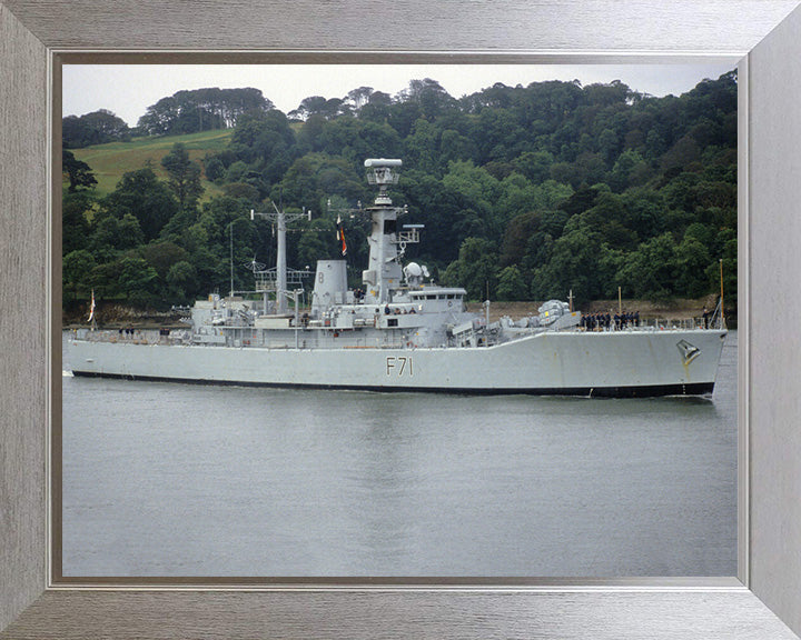 HMS Scylla F71 Royal Navy Leander Class Frigate Photo Print or Framed Print - Hampshire Prints