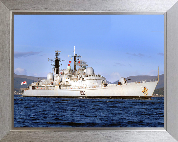 HMS Gloucester D96 Royal Navy Type 42 destroyer Photo Print or Framed Print - Hampshire Prints