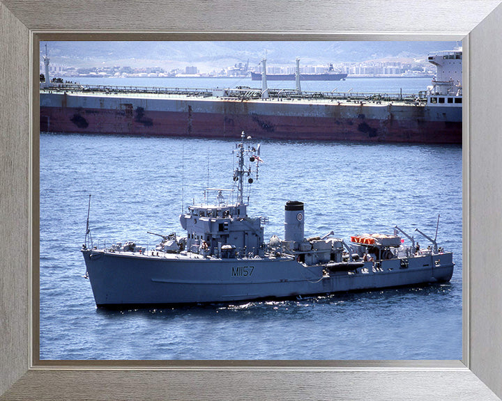 HMS Kirkliston M1157 Royal Navy Ton Class Minesweeper Photo Print or Framed Print - Hampshire Prints