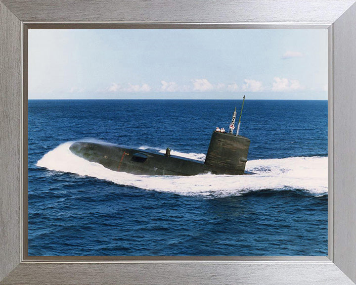 HMS Courageous S50 Submarine | Photo Print | Framed Print | Valiant class | Royal Navy - Hampshire Prints