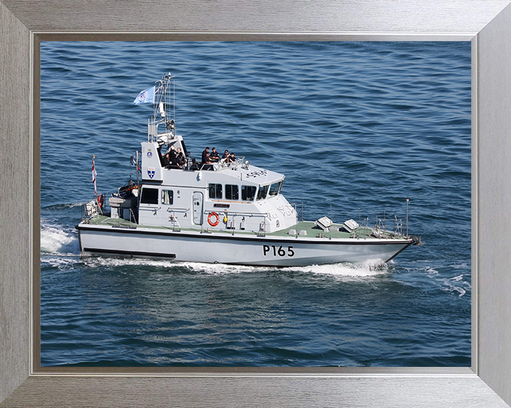 HMS Example P165 | Photo Print | Framed Print | Archer Class | P2000 | Patrol Vessel | Royal Navy - Hampshire Prints