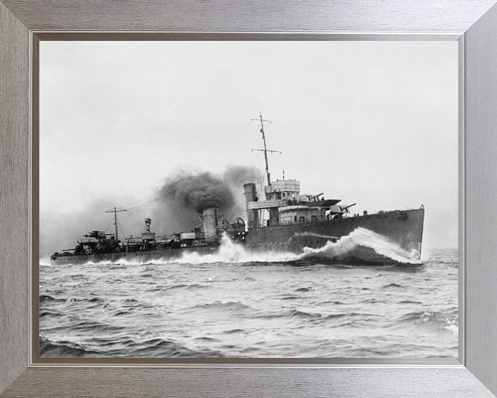 HMS Vimiera (1917) Royal Navy V class destroyer Photo Print or Framed Print - Hampshire Prints