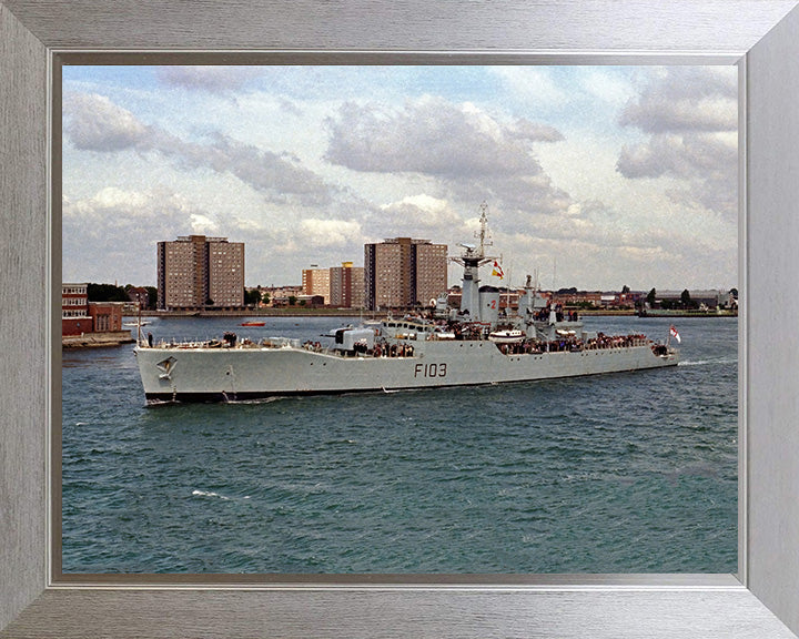 HMS Lowestoft F103 Royal Navy Rothesay class frigate Photo Print or Framed Print - Hampshire Prints