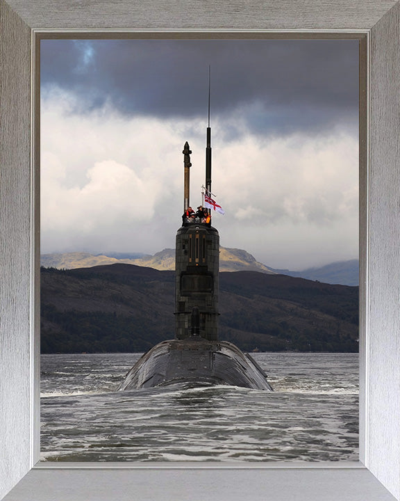 HMS Triumph S93 Submarine | Photo Print | Framed Print | Trafalgar Class | Royal Navy - Hampshire Prints