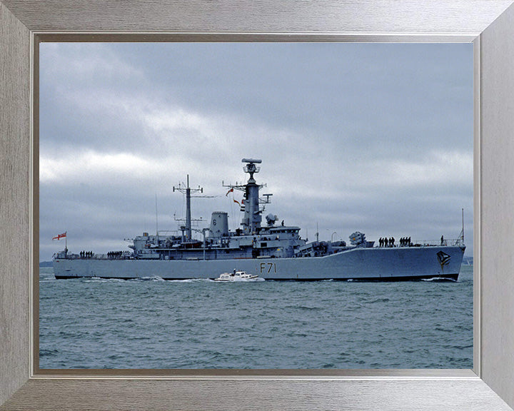 HMS Scylla F71 Royal Navy Leander Class Frigate Photo Print or Framed Print - Hampshire Prints