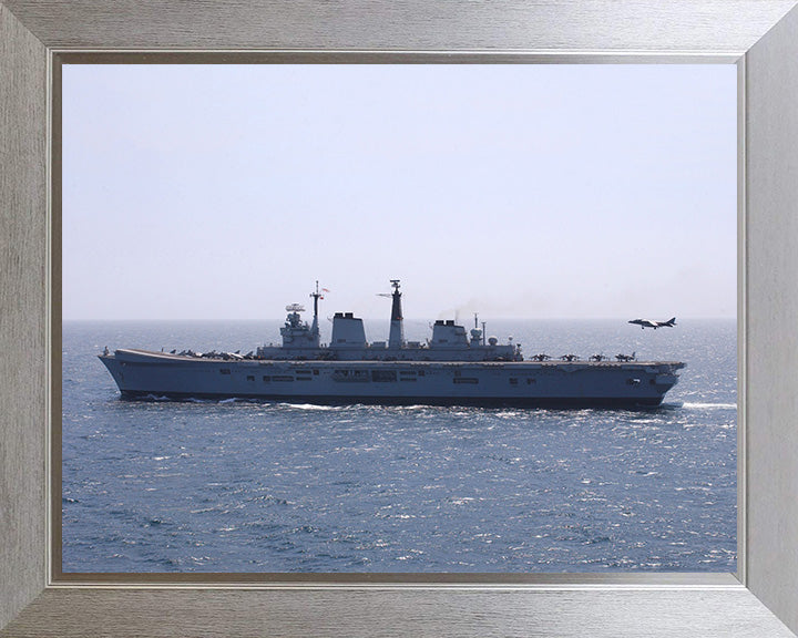 HMS Invincible R05 Royal Navy Invincible Class aircraft carrier Photo Print or Framed Print - Hampshire Prints