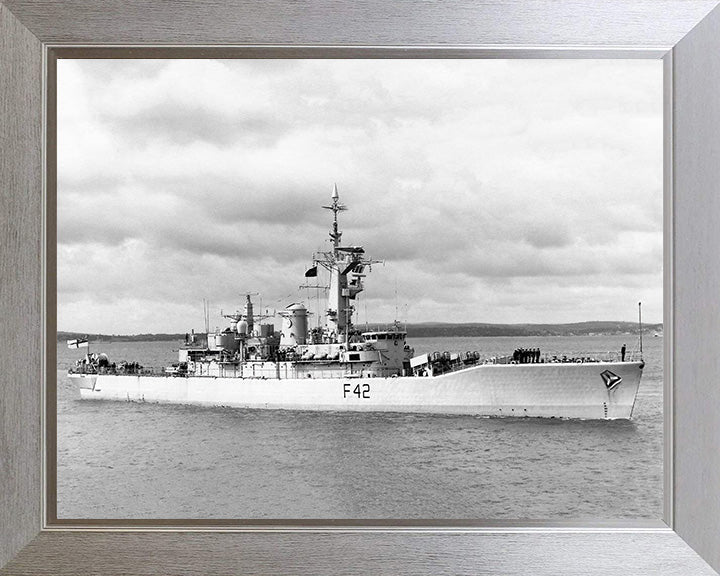 HMS Phoebe F42 | Photo Print | Framed Print | Leander Class | Frigate | Royal Navy - Hampshire Prints