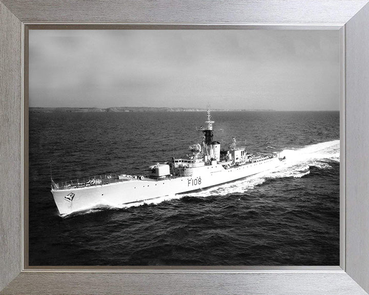 HMS Londonderry F108 | Photo Print | Framed Print | Rothesay Class | Frigate | Royal Navy - Hampshire Prints