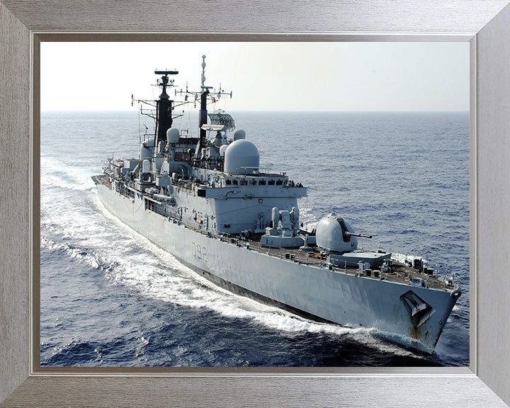 HMS Liverpool D92 | Photo Print | Framed Print | Poster | Type 42 | Destroyer | Royal Navy - Hampshire Prints