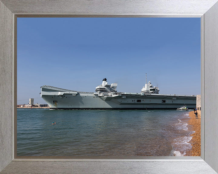 HMS Queen Elizabeth R08 | Photo Print | Framed Print | Queen Elizabeth Class | Aircraft Carrier | Royal Navy - Hampshire Prints