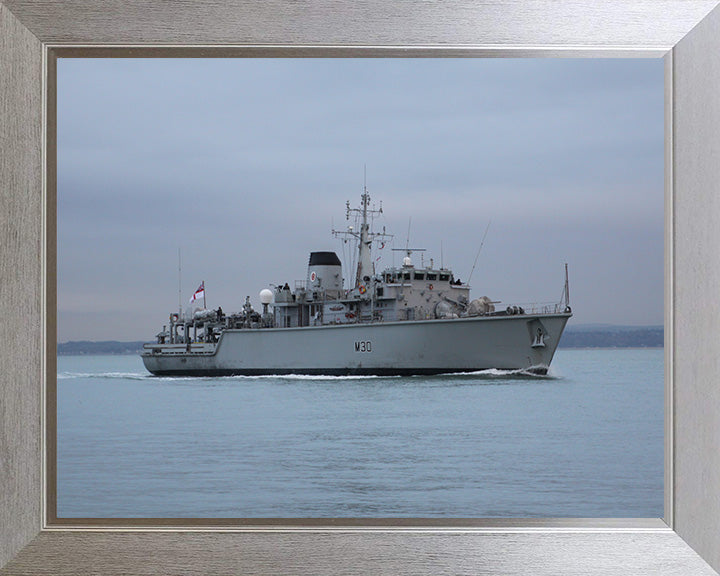 HMS Ledbury M30 Royal Navy Hunt class minehunter Photo Print or Framed Print - Hampshire Prints