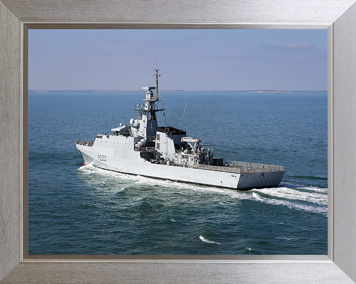 HMS Forth P222 Royal Navy River class offshore patrol vessel Photo Print or Framed Print - Hampshire Prints