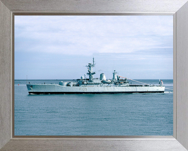 HMS Leander F109 Royal Navy Leander Class Frigate Photo Print or Framed Print - Hampshire Prints