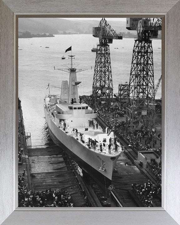 HMS Scylla F71 Royal Navy Leander class frigate Photo Print or Framed Print - Hampshire Prints