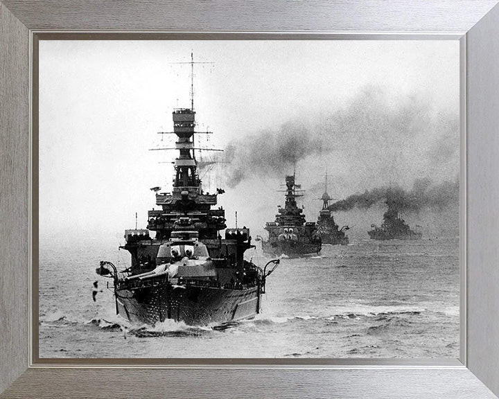 HMS Repulse (1916) Royal Navy Renown class battlecruiser Photo Print or Framed Print - Hampshire Prints