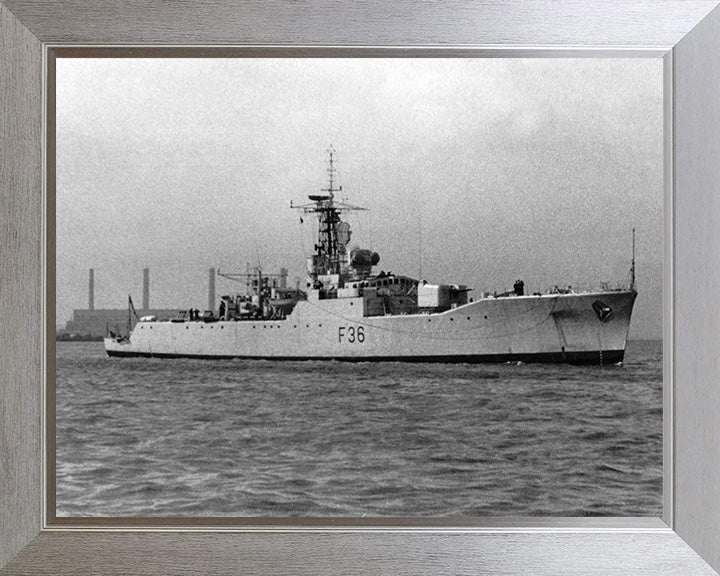 HMS Whitby F36 Royal Navy Whitby class frigate Photo Print or Framed Print - Hampshire Prints