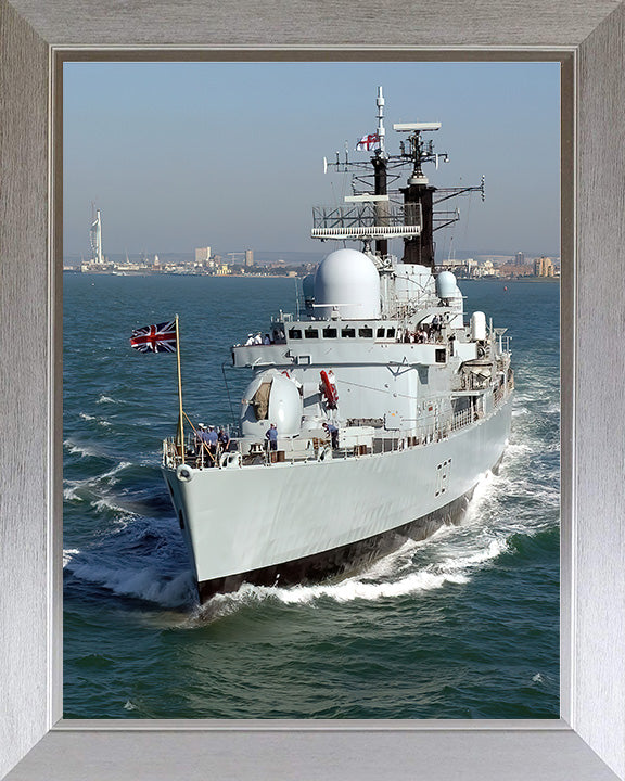 HMS Newcastle D87 | Photo Print | Framed Print | Poster | Type 42 | Destroyer | Royal Navy - Hampshire Prints