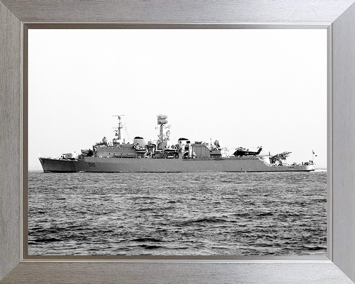 HMS Glamorgan D19 Royal Navy County class Destroyer Photo Print or Framed Print - Hampshire Prints