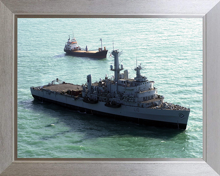 HMS Fearless L10 Royal Navy Fearless class amphibious ship Photo Print or Framed Print - Hampshire Prints