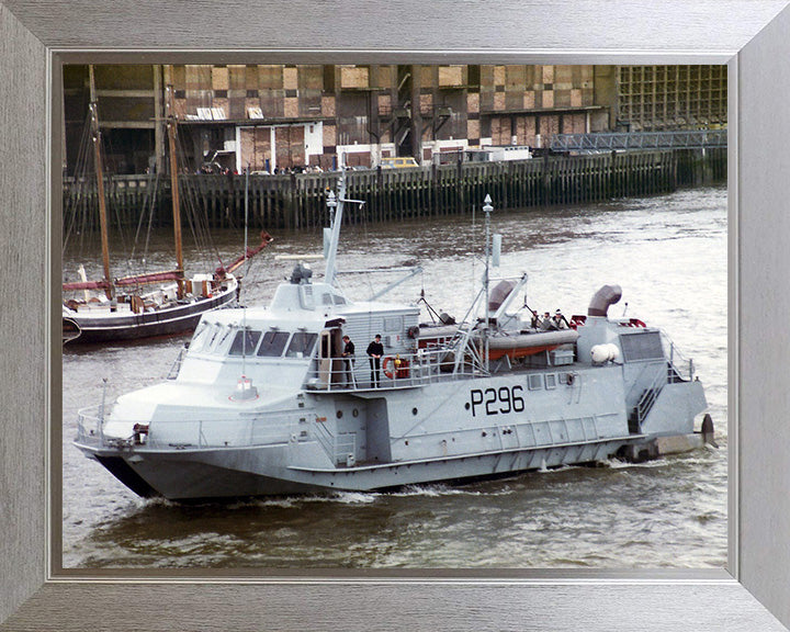 HMS Speedy P296 Royal Navy Jetfoil mine countermeasures vessel Photo Print or Framed Print - Hampshire Prints