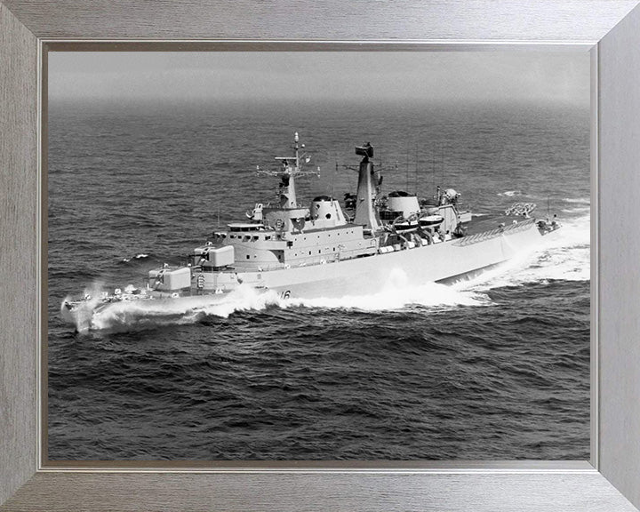 HMS London D16 Royal Navy County class destroyer Photo Print or Framed Print - Hampshire Prints