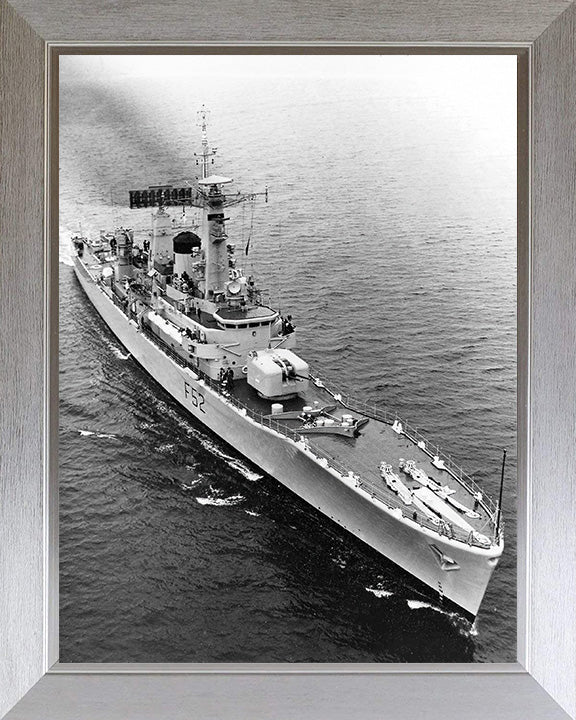 HMS Juno F52 | Photo Print | Framed Print | Poster | Leander Class | Frigate | Royal Navy - Hampshire Prints