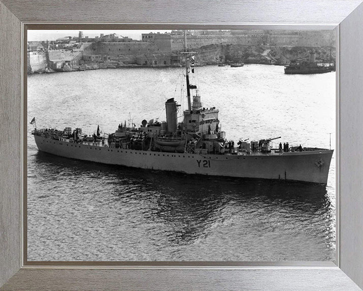 HMS Sennen Y21 Royal Navy Banff class sloop Photo Print or Framed Print - Hampshire Prints