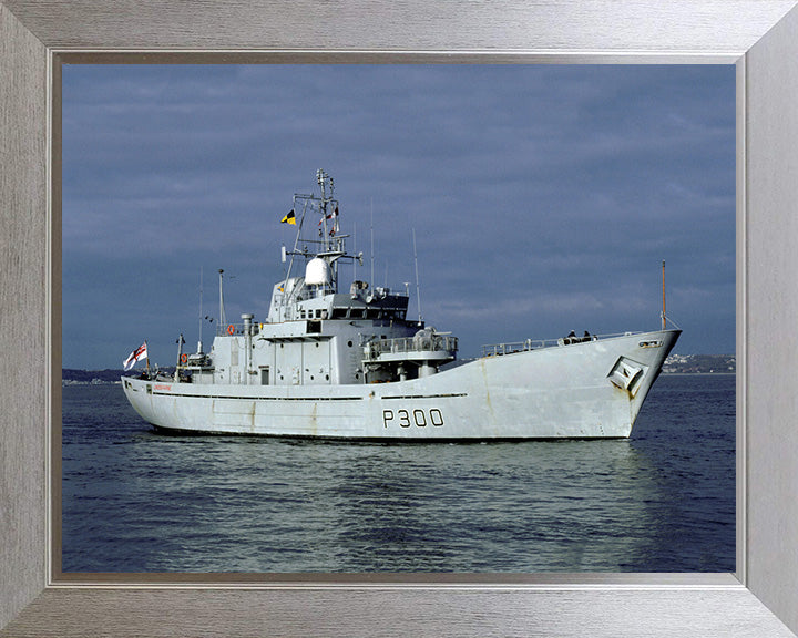 HMS Lindisfarne P300 Royal Navy Island class Patrol Vessel Photo Print or Framed Photo Print - Hampshire Prints