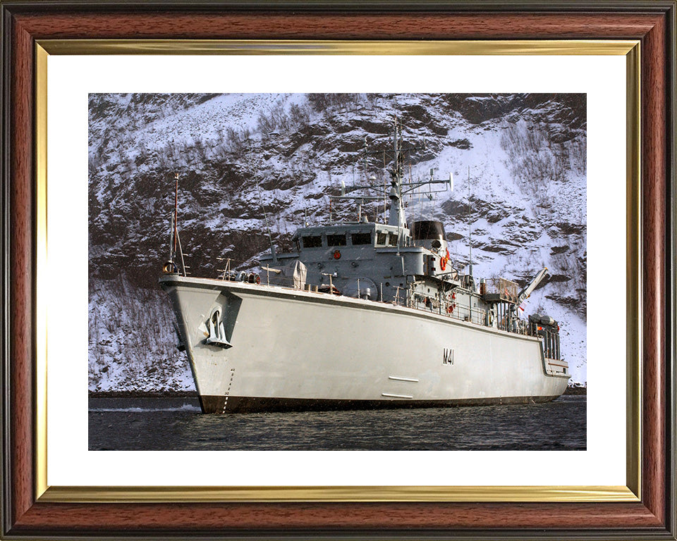 HMS Quorn M41 Royal Navy Hunt class mine countermeasures vessel Photo Print or Framed Print - Hampshire Prints