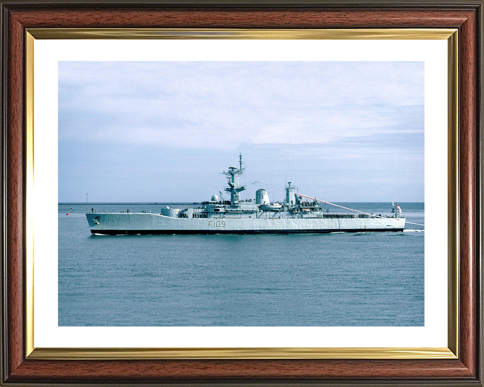 HMS Leander F109 Royal Navy Leander Class Frigate Photo Print or Framed Print - Hampshire Prints