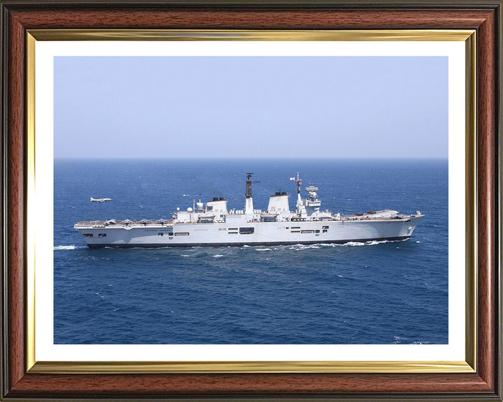 HMS Invincible R05 Royal Navy Invincible Class aircraft carrier Photo Print or Framed Print - Hampshire Prints