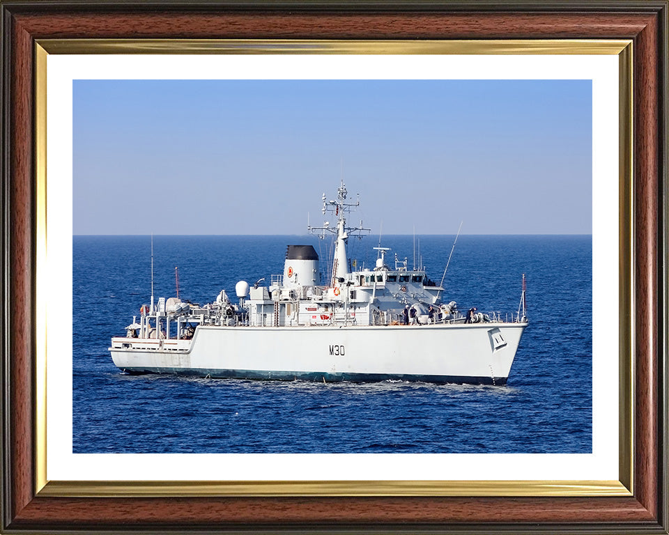 HMS Ledbury M30 Royal Navy Hunt class minehunter Photo Print or Framed Print - Hampshire Prints