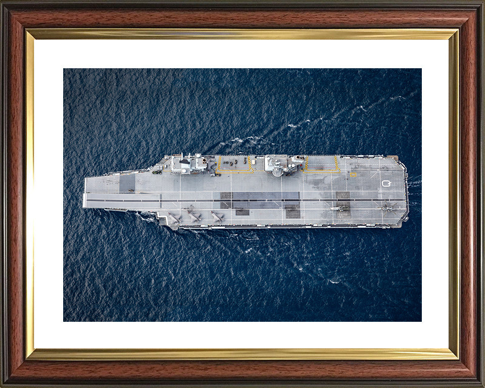 HMS Queen Elizabeth R08 | Photo Print | Framed Print | Queen Elizabeth Class | Aircraft Carrier | Royal Navy - Hampshire Prints