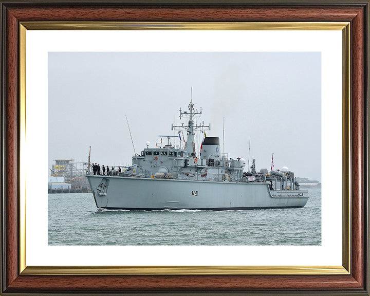 HMS Quorn M41 Royal Navy Hunt class mine countermeasures vessel Photo Print or Framed Print - Hampshire Prints