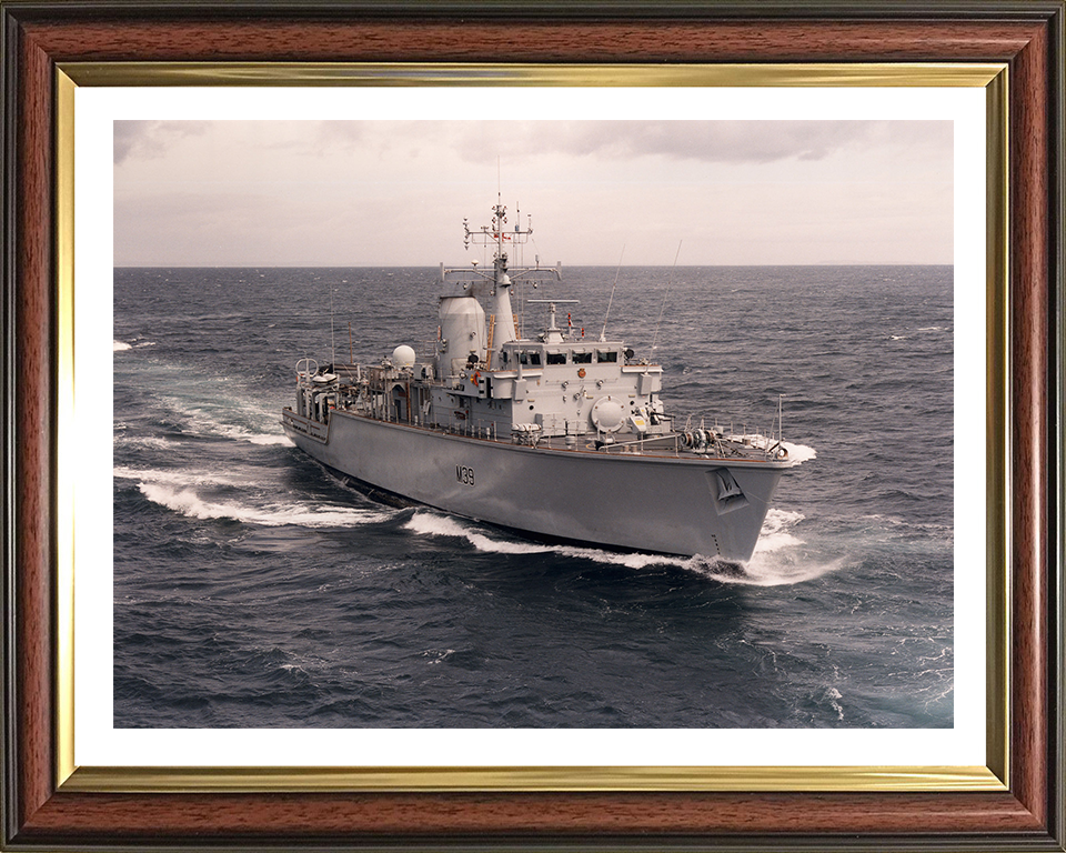 HMS Hurworth M39 Royal Navy Hunt class mine countermeasures vessel Photo Print or Framed Print - Hampshire Prints