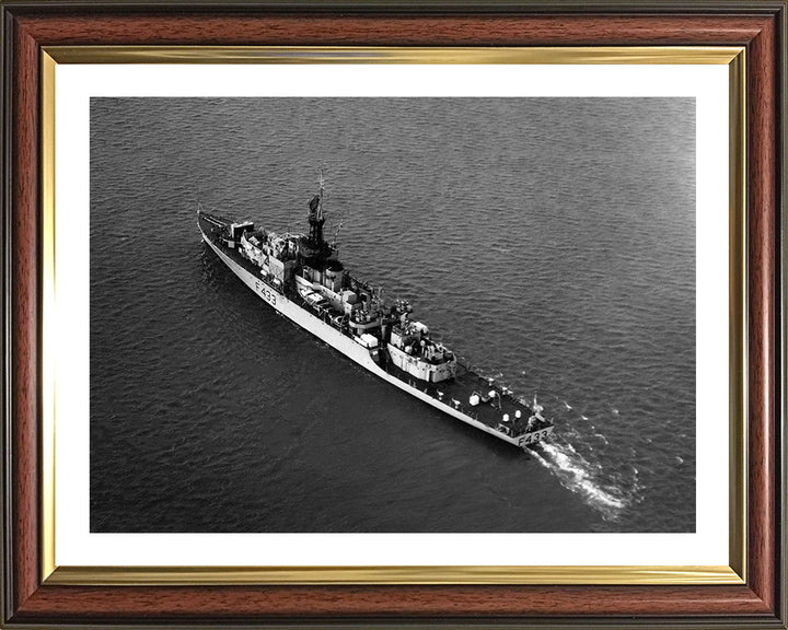 HMS Loch Insh K433 Royal Navy Loch class frigate Photo Print or Framed Print - Hampshire Prints