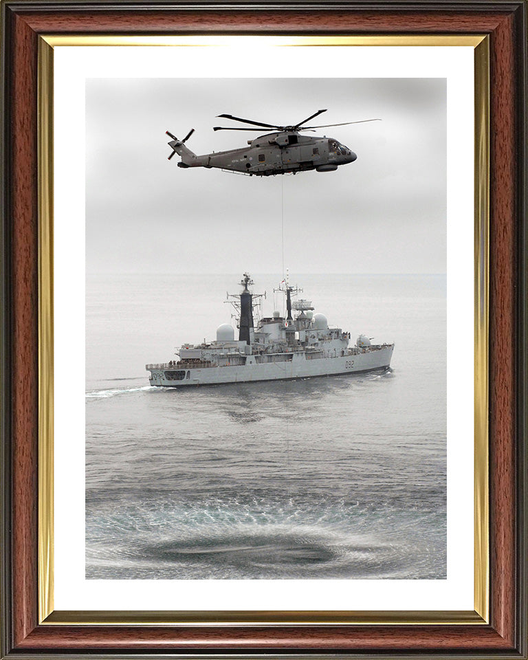 HMS Liverpool D92 Royal Navy Type 42 destroyer Photo Print or Framed Print - Hampshire Prints