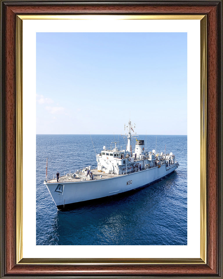 HMS Ledbury M30 Royal Navy Hunt class minehunter Photo Print or Framed Print - Hampshire Prints