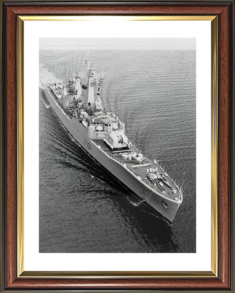 HMS Yarmouth F101 Royal Navy Rothesay class frigate Photo Print or Framed Print - Hampshire Prints