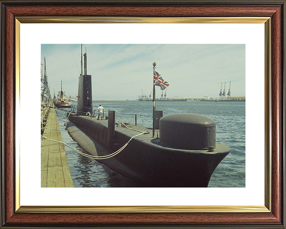 HMS Finwhale S05 Royal Navy Porpoise class Submarine Photo Print or Framed Print - Hampshire Prints