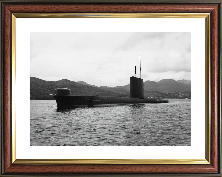 HMS Osiris S13 Royal Navy Oberon class Submarine Photo Print or Framed Print - Hampshire Prints