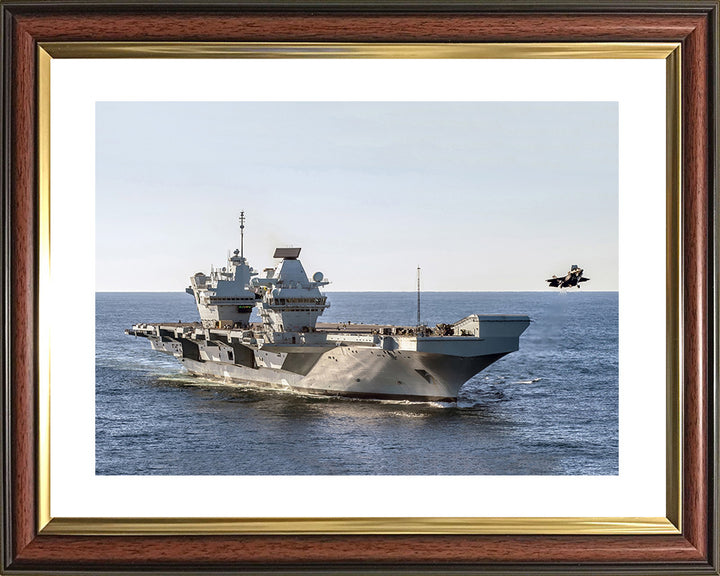 HMS Queen Elizabeth R08 | Photo Print | Framed Print | Queen Elizabeth Class | Aircraft Carrier | Royal Navy - Hampshire Prints