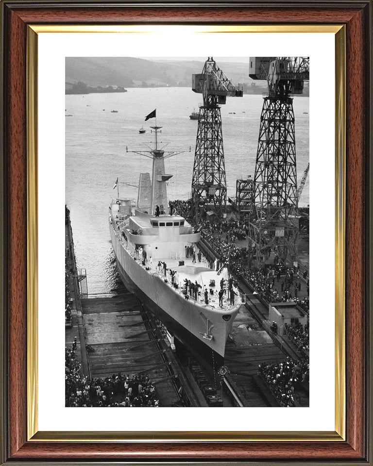 HMS Scylla F71 Royal Navy Leander class frigate Photo Print or Framed Print - Hampshire Prints