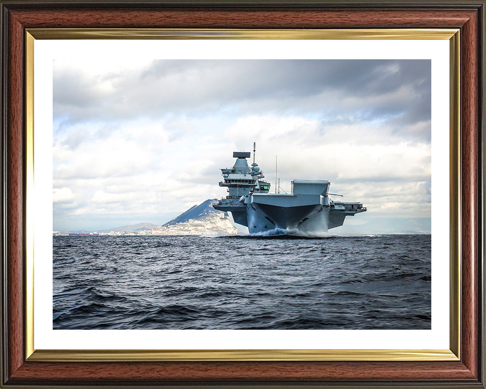 HMS Queen Elizabeth R08 | Photo Print | Framed Print | Queen Elizabeth Class | Aircraft Carrier | Royal Navy