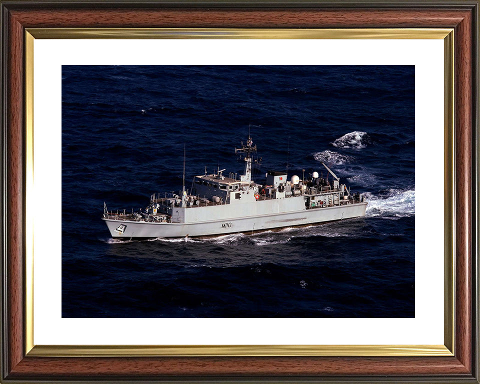 HMS Ramsey M110 Royal Navy Sandown class minehunter Photo Print or Framed Print - Hampshire Prints