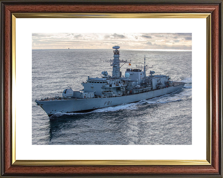 HMS Sutherland F81 Royal Navy type 23 Frigate Photo Print or Framed Print - Hampshire Prints